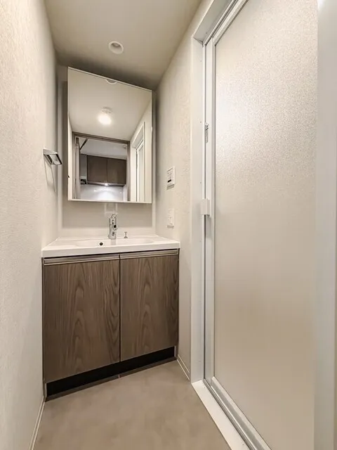 Brookside Residence Kiba - Interior - ["Flooring", "Floor", "Ceiling"]