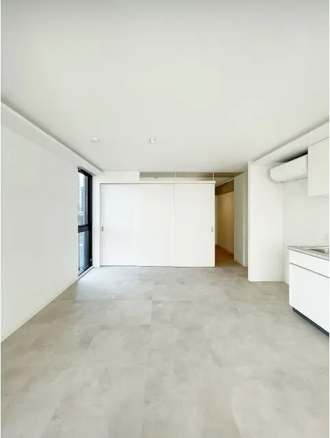 Huit Kagurazaka - Interior - ["Fixture", "Flooring", "Hall"]