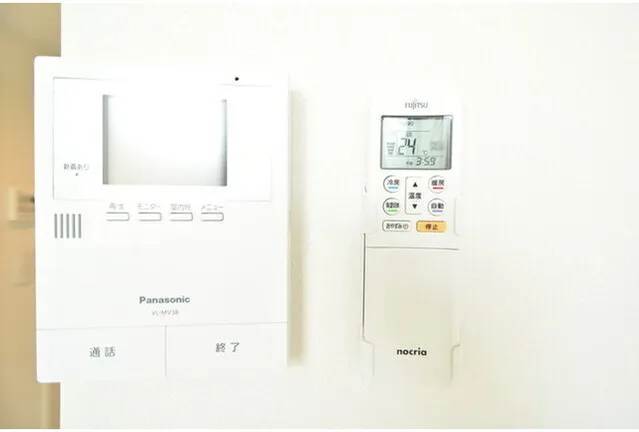 Arendelle - Interior - ["Electronic device", "Machine", "Electronics"]