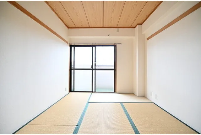 Seeds Residence Eifukucho Palace - Interior - ["Flooring", "Wood", "Floor"]