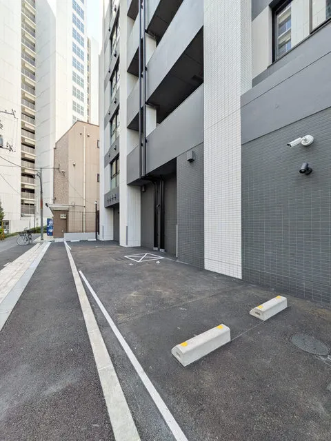 Due Fuchu I - Other - ["Asphalt", "Apartment", "Composite material"]