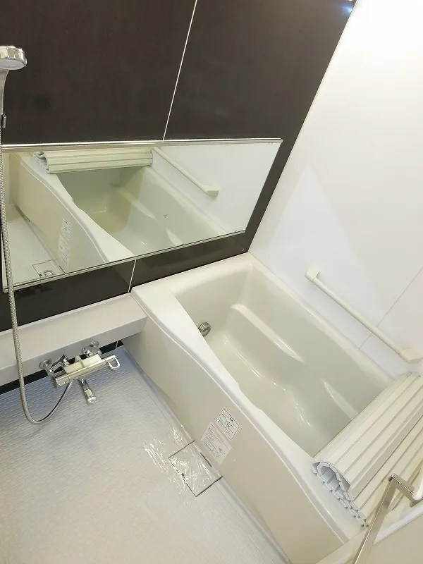 Prospect Morishita - Interior - ["Plumbing fixture", "Bathroom", "Wood"]