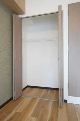 Lions Mansion Nishigaoka Minami - Interior - ["Flooring", "Wood", "Floor"]