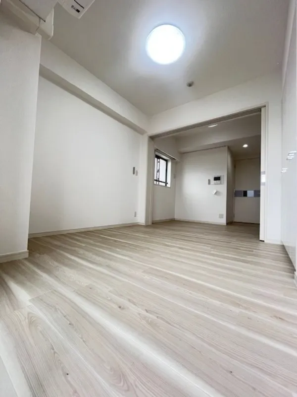 Premier Stage Komagome - Interior - ["Flooring", "Floor", "Ceiling"]