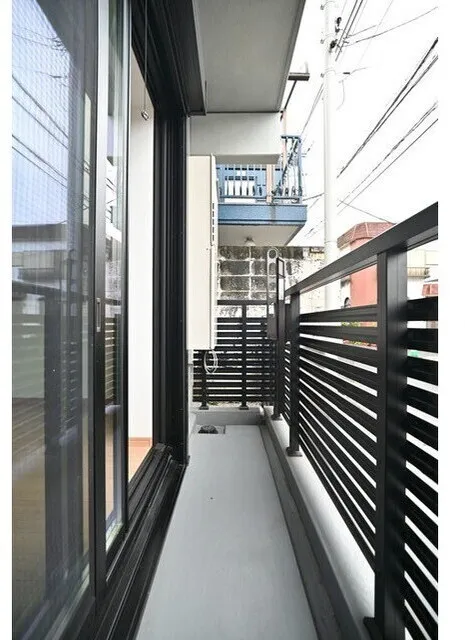 K's Omotesando - Interior - ["Apartment", "Balcony", "Glass"]