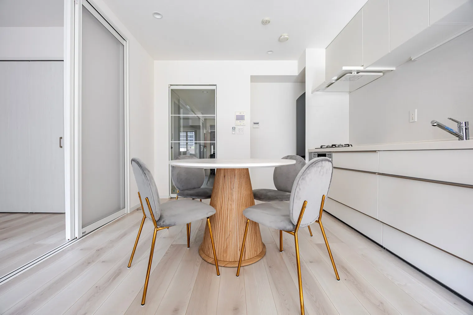 Prime Urban Meguro Riverfront - Interior - []