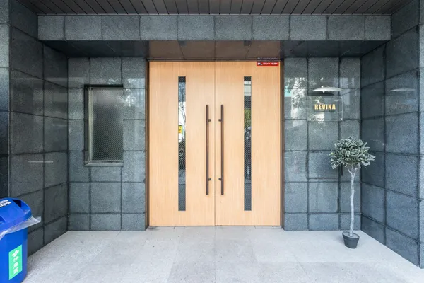 Levina Tokyo Yaesu Street - Exterior - ["Flooring", "Floor", "Door"]