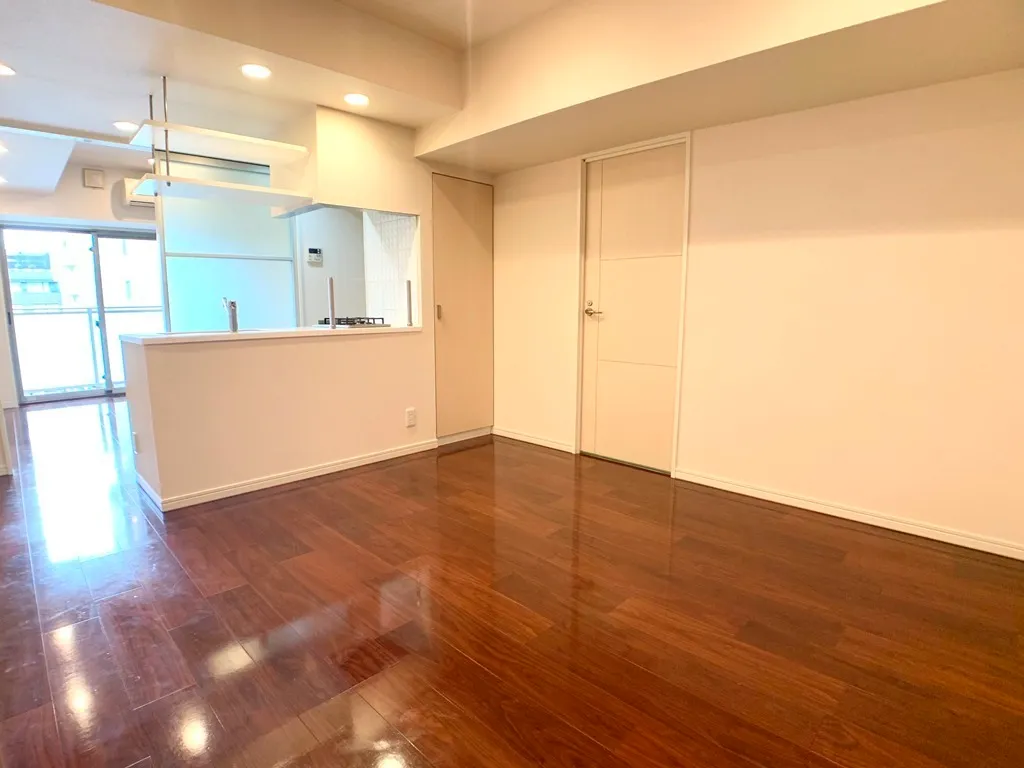 Belle Face Hongo Yumicho - Interior - ["Wood", "Hall", "Fixture"]