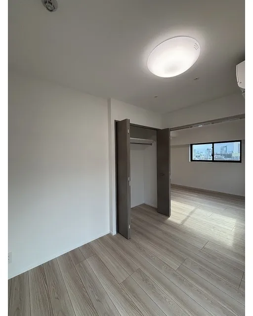 Clarity Ueno Inaricho - Interior - ["Flooring", "Floor", "Ceiling"]