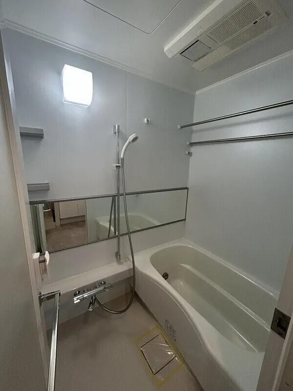La Douceur Asakusabashi - Interior - ["Plumbing fixture", "Flooring", "Plumbing"]
