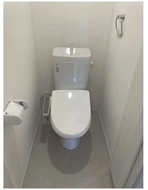 Peabody Homes Nakanosakaue - Interior - ["Toilet seat", "Toilet", "Plumbing fixture"]