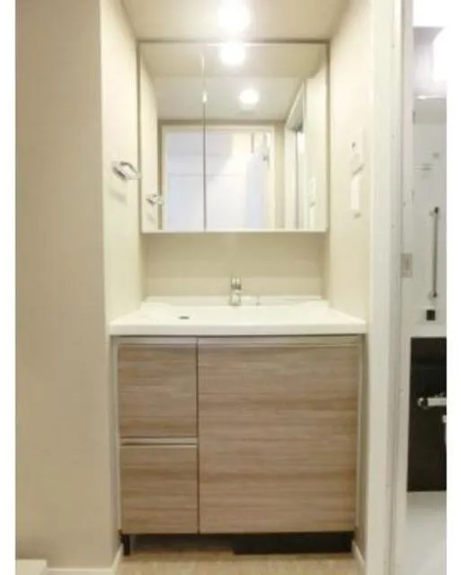 Park Axis Takinogawa La Breeze - Interior - ["Flooring", "Bathroom cabinet", "Floor"]