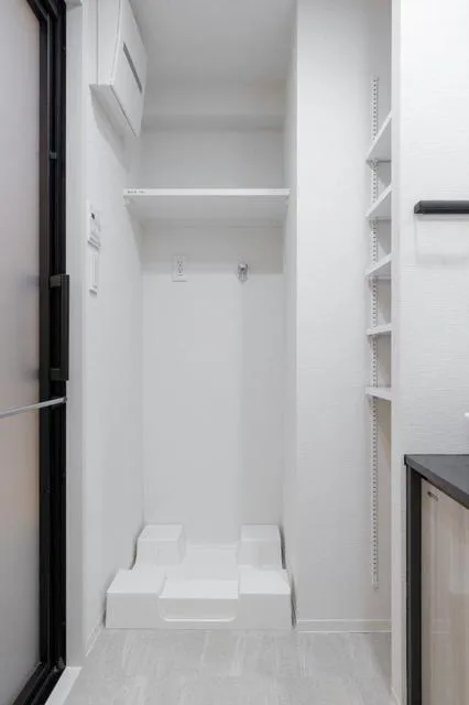 BRICK RESIDENCE Minamiaoyama - Interior - ["Interior design", "Wood", "Cabinetry"]