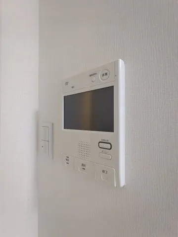 KDX Residence Toyosu - Interior - ["Electronic device", "Technology", "Electronics"]