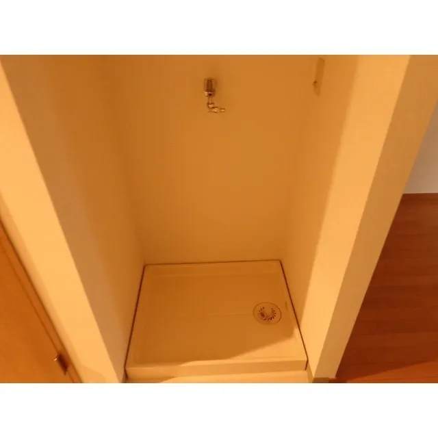Meguro LFV - Interior - ["Property", "Wood", "Ceiling"]