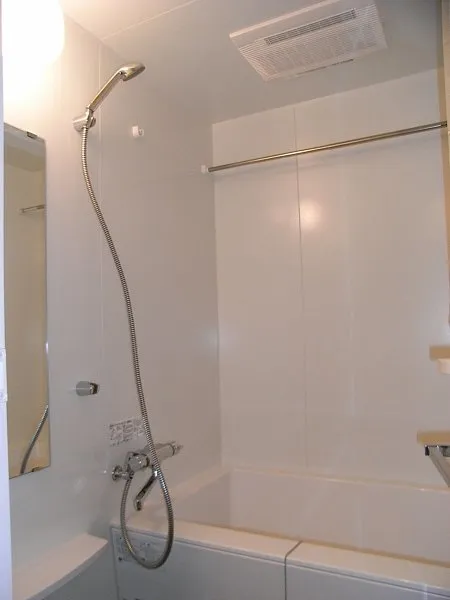 Este Maison Tetsugaku - Interior - ["Shower head", "Plumbing fixture", "Shower"]
