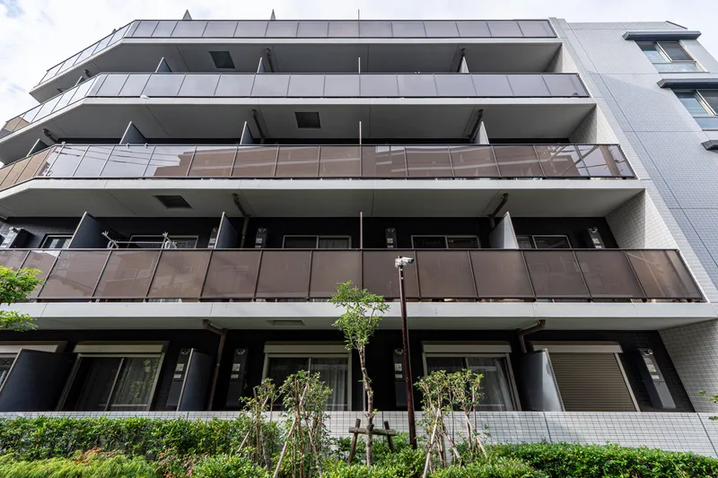 Harmony Residence Kagurazaka Hills First - Exterior - ["Apartment", "Urban design", "Balcony"]