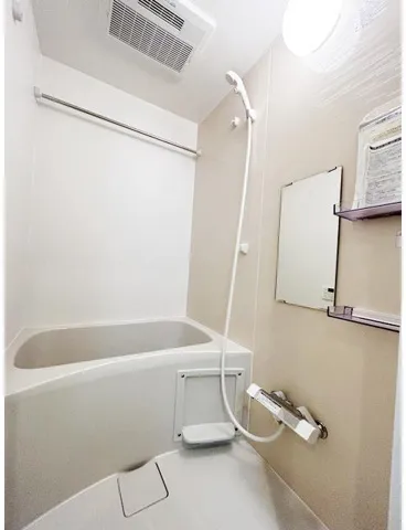 Carino7 - Interior - ["Flooring", "Floor", "Plumbing fixture"]