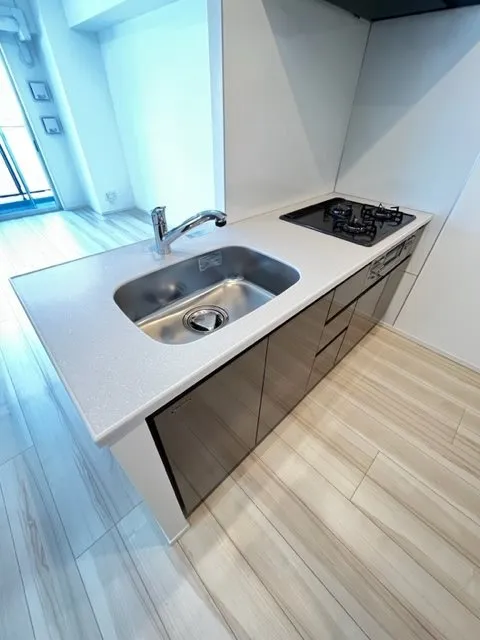 Due Kikugawa - Interior - ["Tap", "Sink", "Plumbing fixture"]