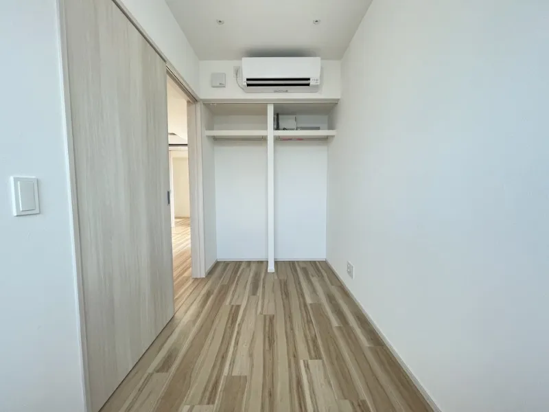 Crevia Rigze Kamata Nishi - Interior - ["Flooring", "Floor", "Wood"]