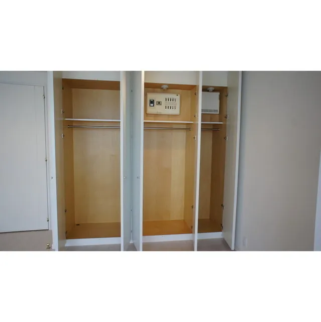 Prime Square City - Interior - ["Door", "Rectangle", "Wood"]