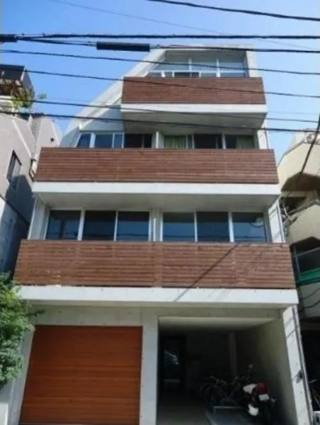 Giraffe - Exterior - ["Property", "Home", "House"]