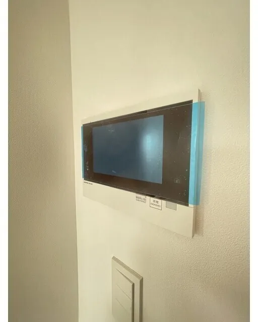 Season Flats Omorinishi - Interior - ["Electronic device", "Display device", "Technology"]