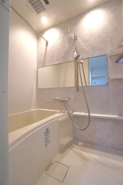 CREATIF Bunkyo Sendagi - Interior - ["Flooring", "Floor", "Plumbing fixture"]