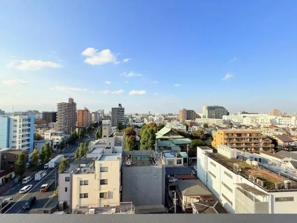 Elemi Motohasunuma - Interior - ["Urban area", "Daytime", "Building"]