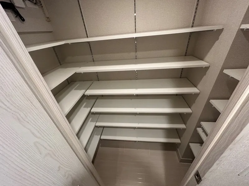 Primal Nerima Toshimaen - Interior - ["Wood", "Flooring", "Floor"]
