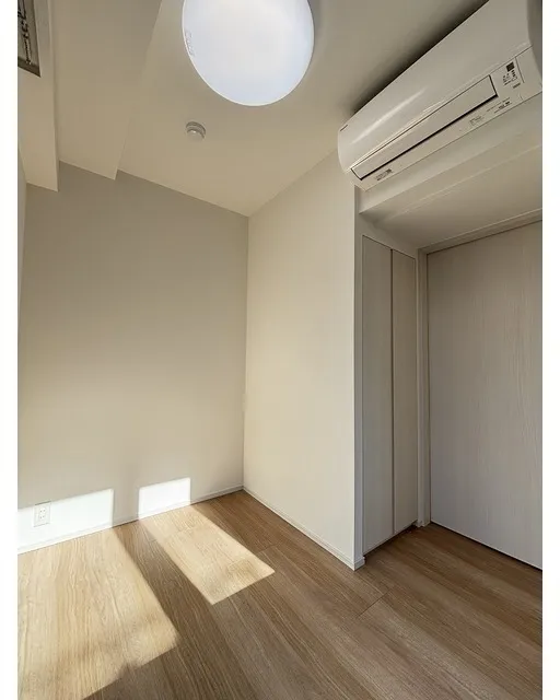 Azil Court Hamamatsucho - Interior - ["Flooring", "Floor", "Ceiling"]