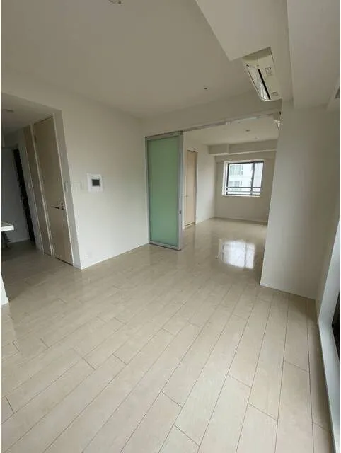 Rivere Tsukishima - Interior - ["Floor", "Flooring", "Wood flooring"]