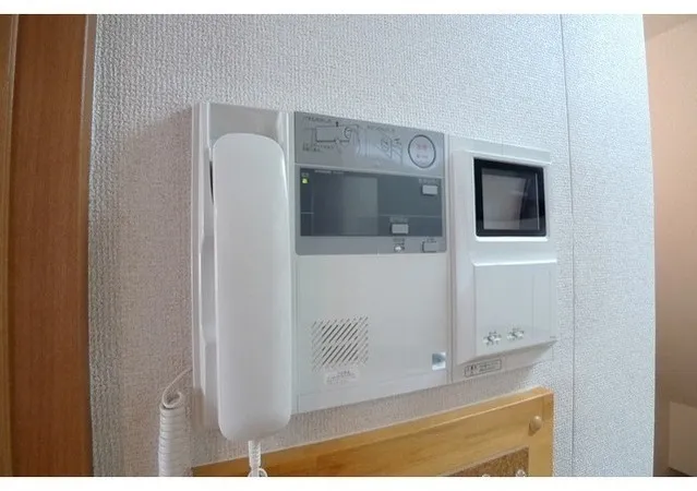 Storia - Interior - ["Electronic device", "Technology", "Machine"]