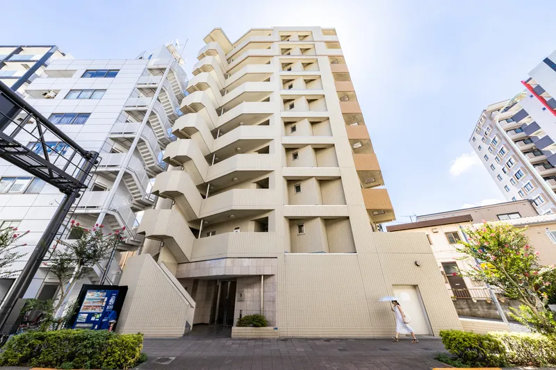 Stage First Nishi-Sugamo - Exterior - ["Apartment", "High-rise building", "Residential area"]