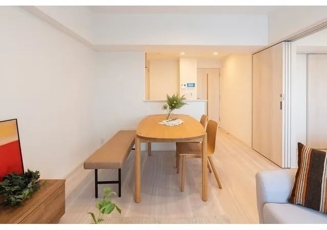 Comforia Takenotsuka East - Interior - ["Furniture", "Interior design", "Flooring"]