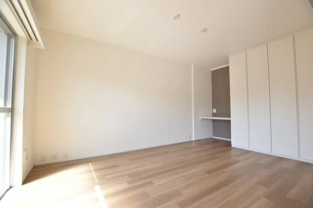 Associaire Bunkyo Hakusan - Interior - ["Floor", "Flooring", "Wood flooring"]