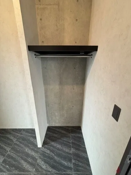 EXAM AKASAKA - Interior - ["Silver", "Building material"]
