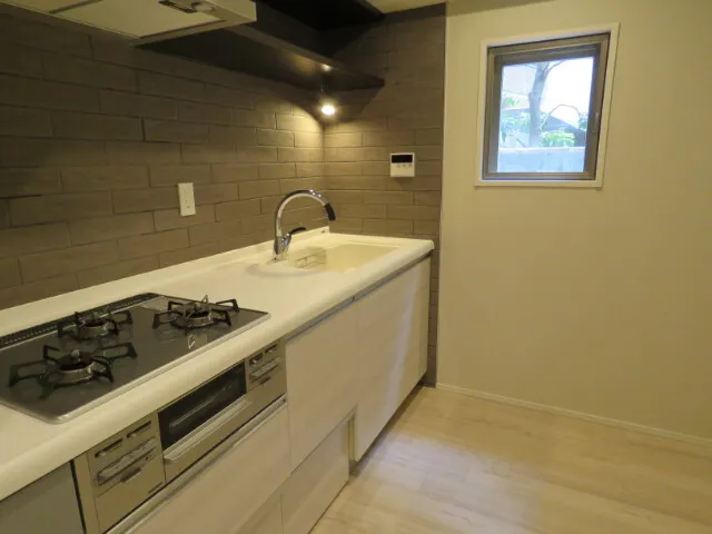 Castalia Meguro - Interior - ["Tap", "Sink", "Plumbing fixture"]