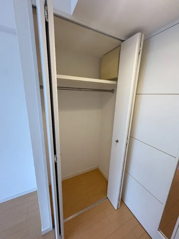 Residia Tsukiji - Interior - ["Flooring", "Wall", "Floor"]