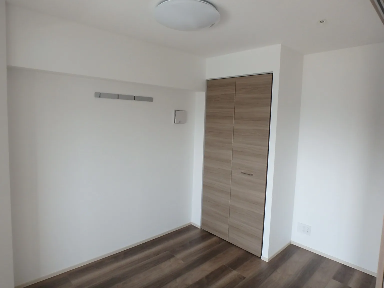Orchid Residence Ueno - Interior - ["Property", "Fixture", "Wood"]