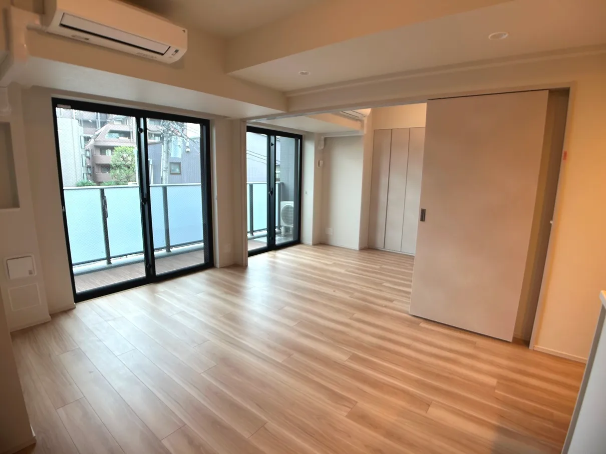 Lefon Progres Shimura Sakaue - Interior - ["Floor", "Flooring", "Wood flooring"]