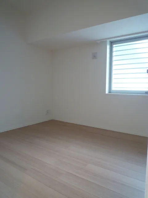 Park Habio Shibuya Honmachi Residence - Interior - ["Window", "Fixture", "Shade"]
