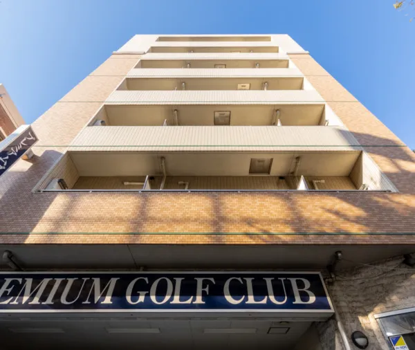 Prele Duc Yoga - Exterior - ["Facade", "Molding", "Hotel"]