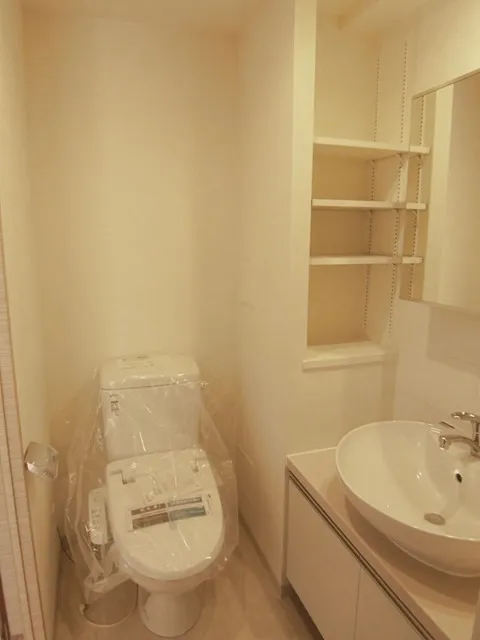 Toi Te Maison - Interior - ["Flooring", "Plumbing fixture", "Floor"]