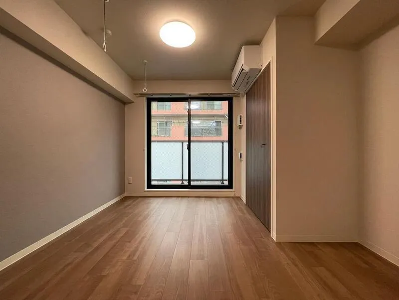 LUMIEC un Toyocho - Interior - ["Flooring", "Floor", "Wood flooring"]