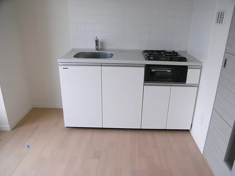 Este Maison Daizawa - Interior - *Reverse