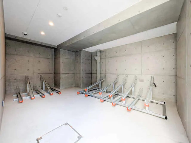 Prime Bliss Morishita Studio - Other - ["Flooring", "Floor", "Composite material"]