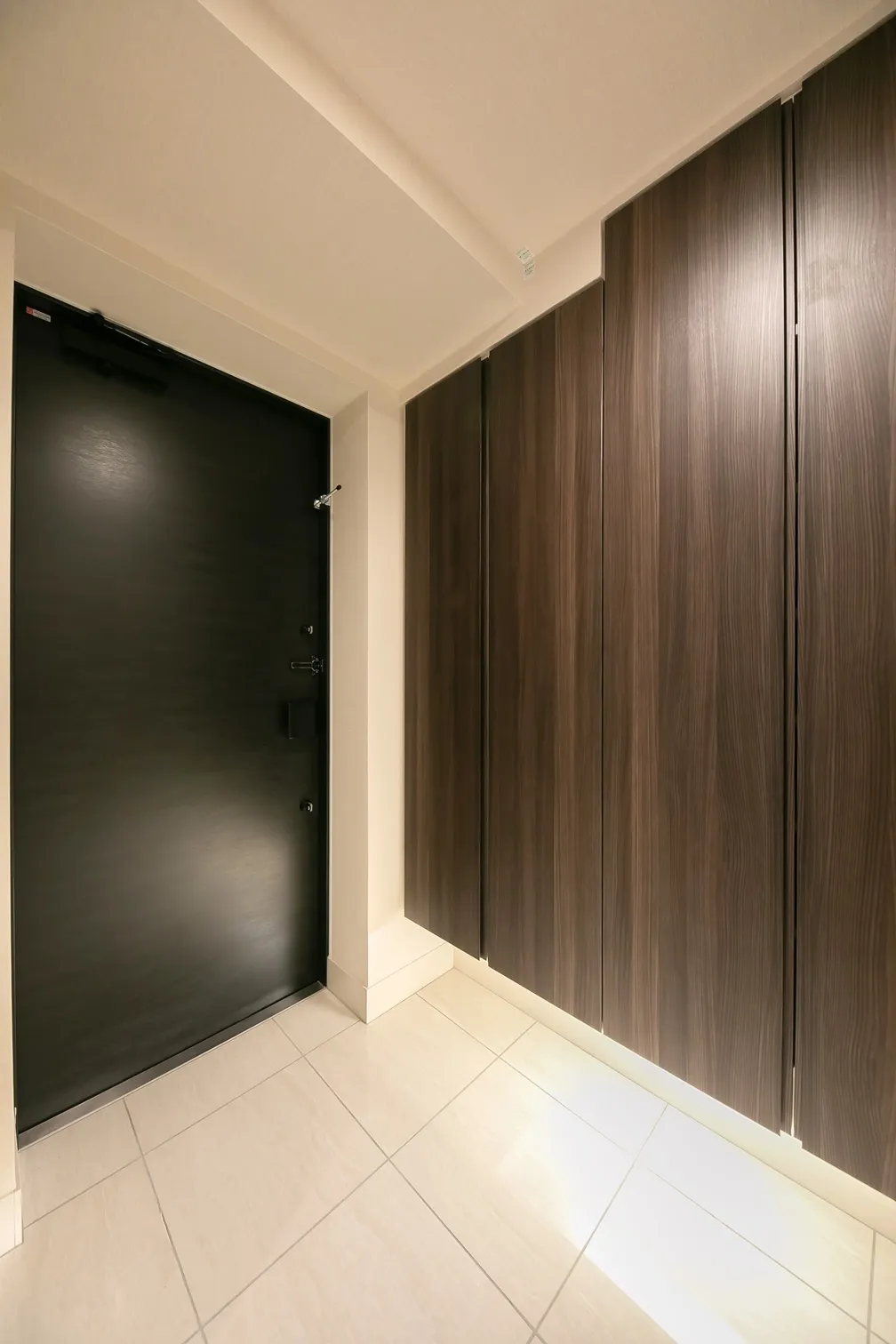 Doue Waseda - Interior - ["Building", "Property", "Wood"]