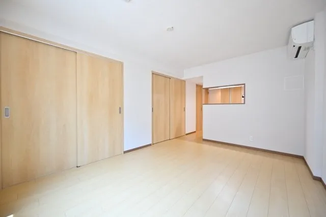 CENTRAL GARDEN RESIDENCE TOKYO - Interior - ["Flooring", "Floor", "Wood"]