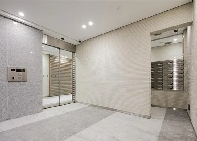 Comforia Kinshicho - Exterior - ["Rectangle", "Fixture", "Interior design"]
